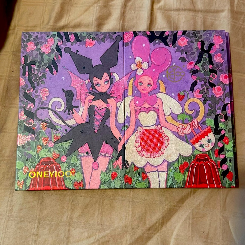 Super cute eyeshadow palette all in one